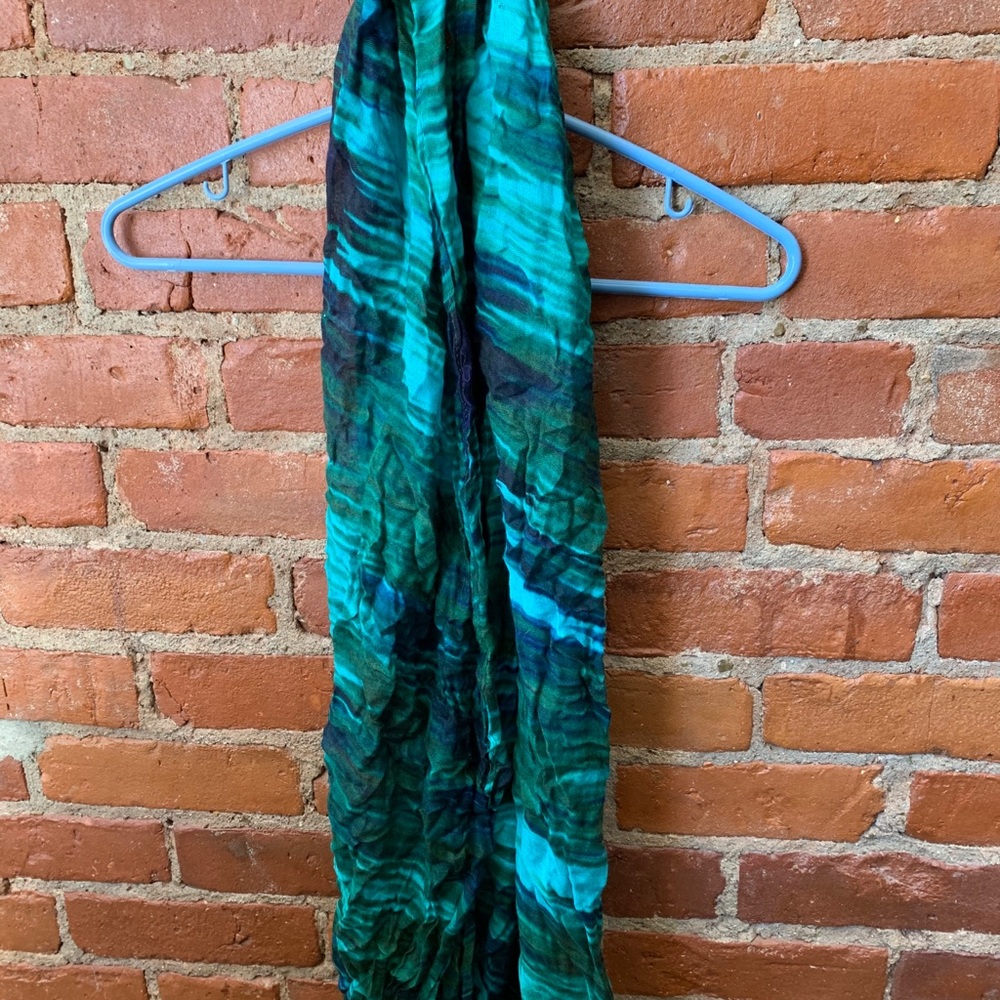 Scarf - Picture 5 of 6